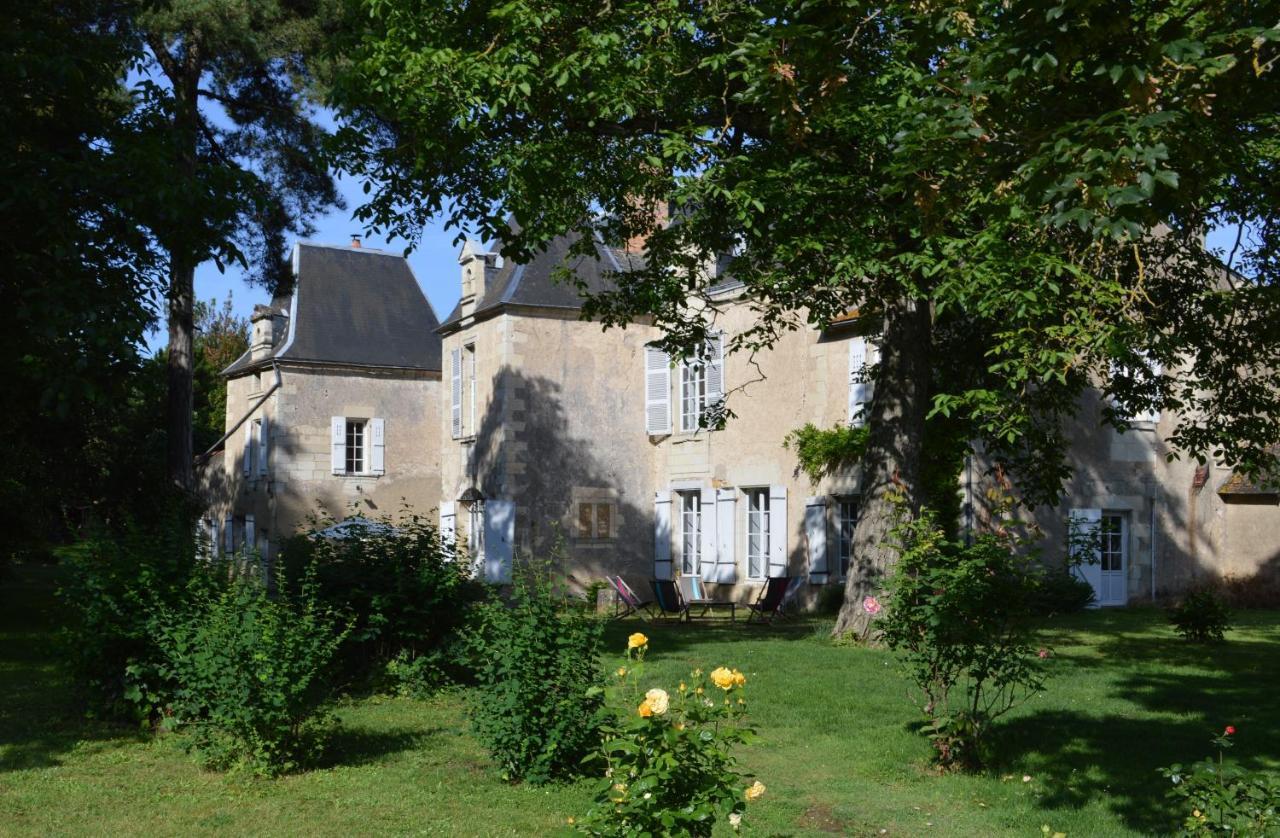 Bed and Breakfast Manoir Du Bellay Монрёй-Беле Экстерьер фото