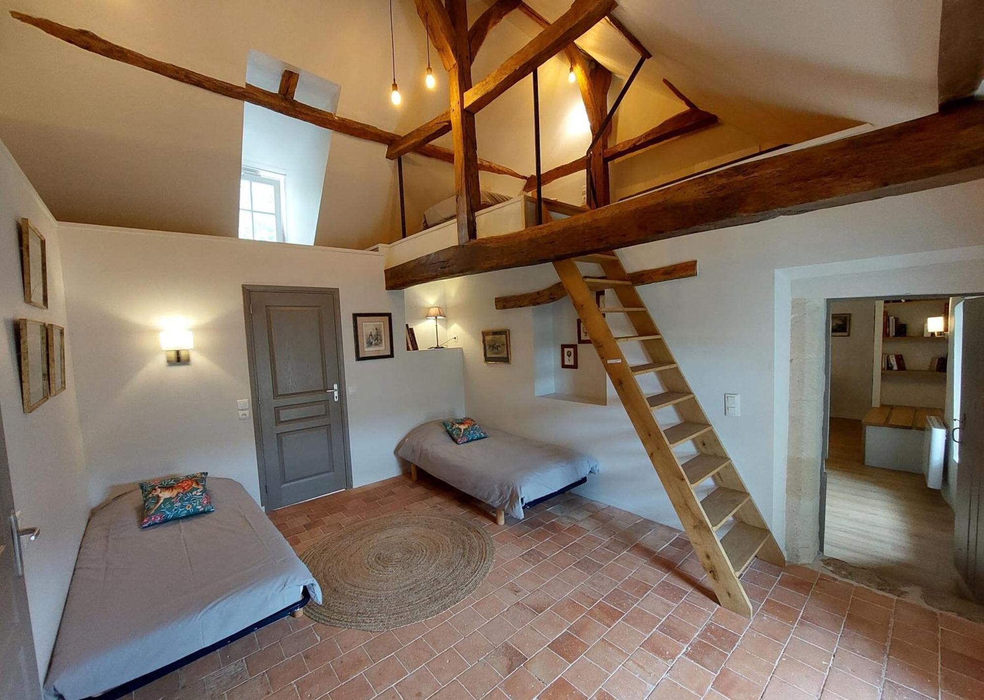 Bed and Breakfast Manoir Du Bellay Монрёй-Беле Экстерьер фото
